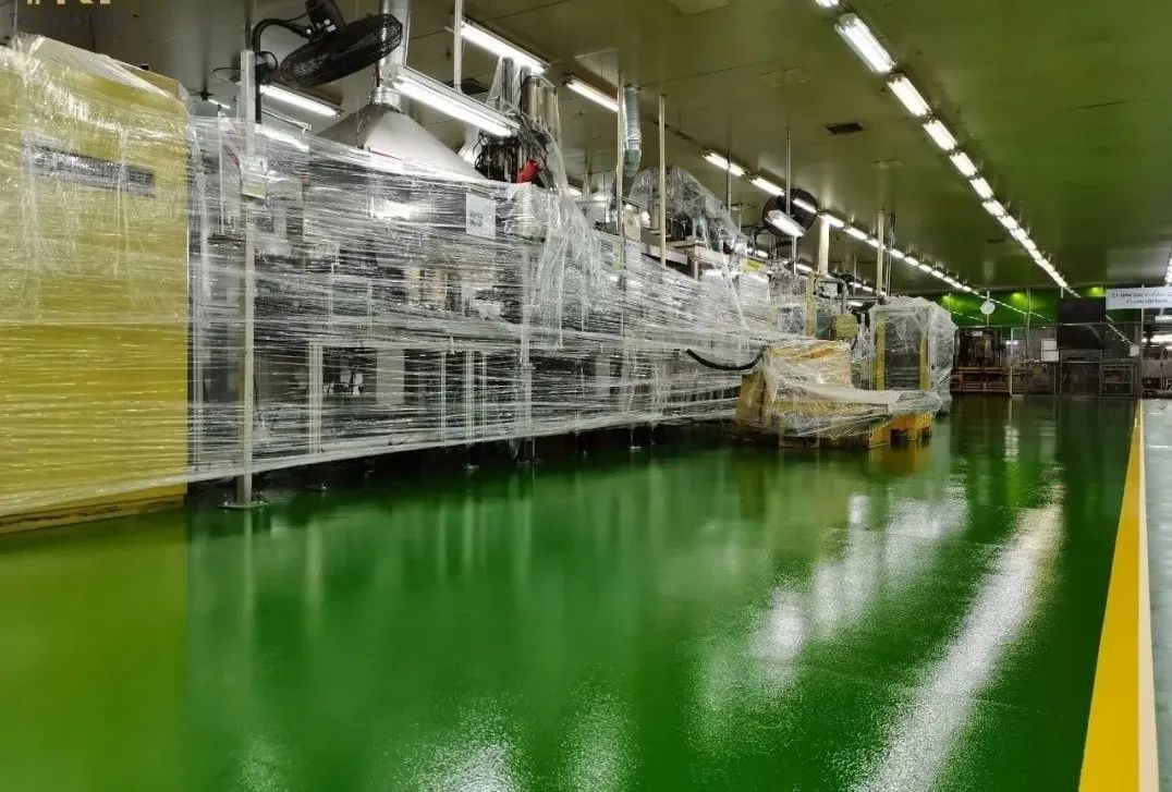 力特克無溶劑聚氨酯超耐磨地坪漆 力特克無溶劑聚氨酯超耐磨地坪漆